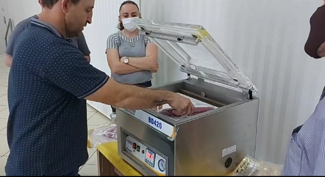 Seladora a vácuo na 1ª Mostra de Produtos das Agroindústrias da agricultura familiar